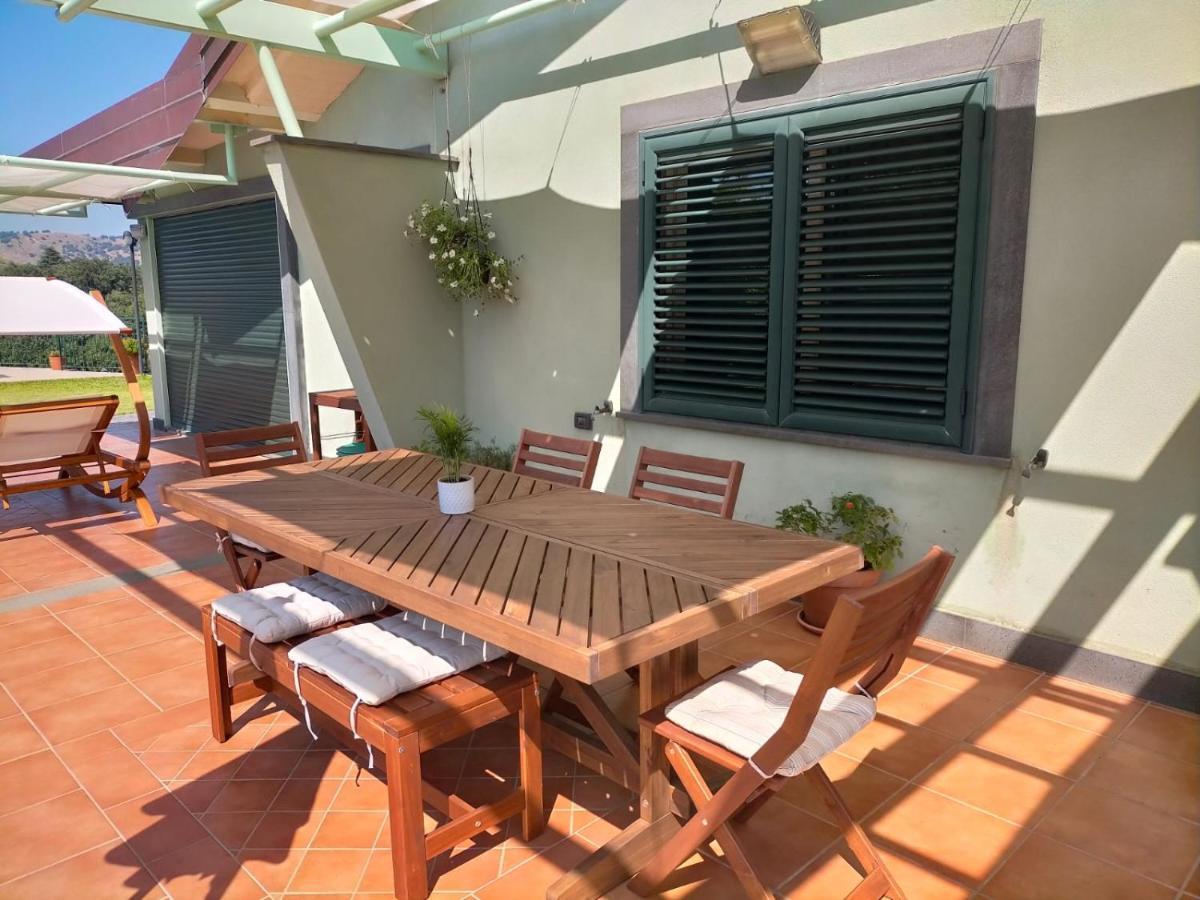 Villa Capogrecale - Piscina Riscaldata Piedimonte Etneo Buitenkant foto