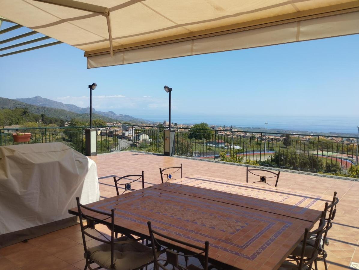 Villa Capogrecale - Piscina Riscaldata Piedimonte Etneo Buitenkant foto
