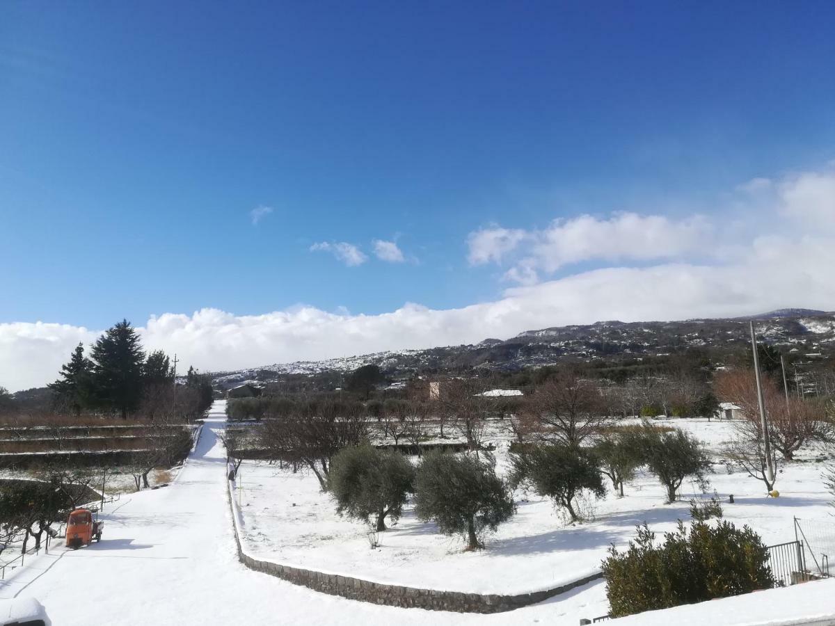 Villa Capogrecale - Piscina Riscaldata Piedimonte Etneo Buitenkant foto
